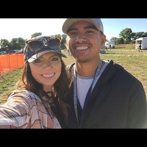 Meet your Posher, Lee